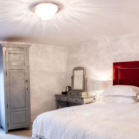 Crondon Park Bed and Breakfast Stock Eksteriør billede